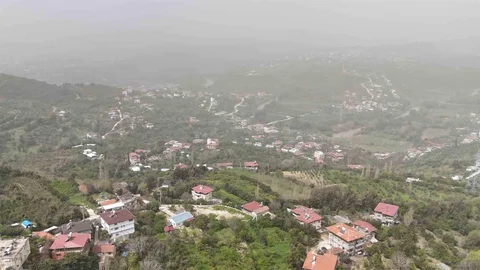 Hatay'da Çöl Tozu Etkisi Devam Ediyor