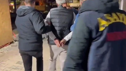 Mersin'de Aranan Hükümlüler Yakalandı