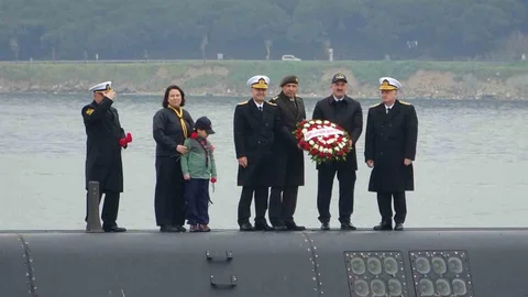 Çanakkale'de Denizaltı Anma Töreni