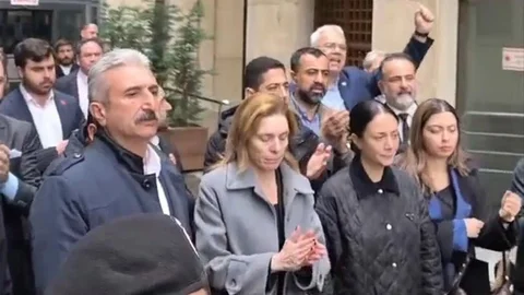Bursa'da 30 Kişi Tutuklandı