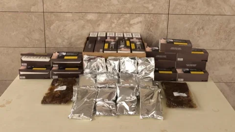 Mersin'de Sigara Kaçakçılığına Baskın