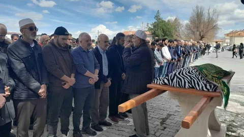 Konya'da 6 Yaşındaki Çocuğa Veda Edildi