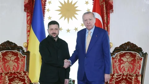 Cumhurbaşkanı Erdoğan ve Zelenskiy Görüştü