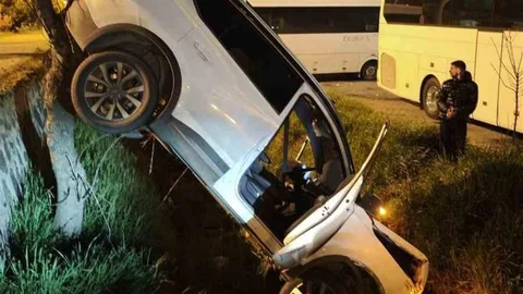 Lüleburgaz'da Otoparka Uçan Otomobil