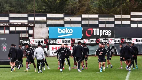 Beşiktaş Fenerbahçe Maçına Hazırlıklarını Tamamladı