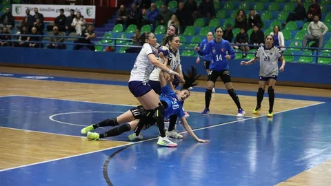 Armada Praxis Yalıkavakspor İstanbul'dan Galip Döndü