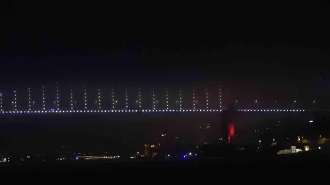İstanbul'da Yoğun Sis Etkili Oluyor