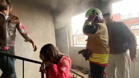 Kırıkhan'da Ev Yangını Kontrol Altına Alındı