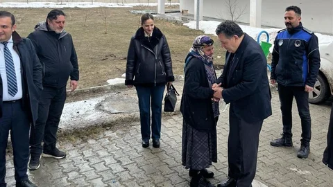 Ardahan'da Huzurevi Ziyareti