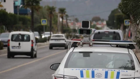 Düzce'de Hızlı Sürücülere Cezalar Kesildi