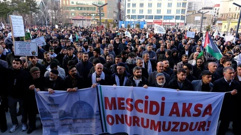 Van'da STK'lar İsrail'e Tepki Gösterdi