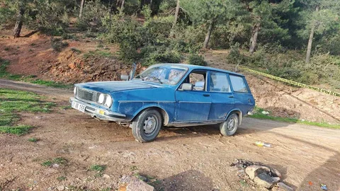 Osmaniye'de Park Halindeki Araçta Ceset Bulundu