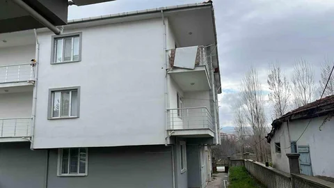 Kütahya'da Balkondan Düşme Olayı