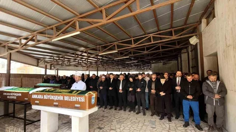 Ankara'da Otobüs Kazası Sonrası Cenaze Töreni