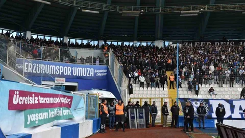 Erzurum'da Futbol Maçında Anlamlı Mesaj