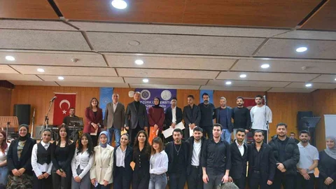 Beyzanur Tüter, Erzurum'da Popüler Müzik Birincisi Oldu