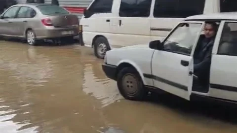 Ödemiş’te Sağanak Yağış Sorun Yarattı