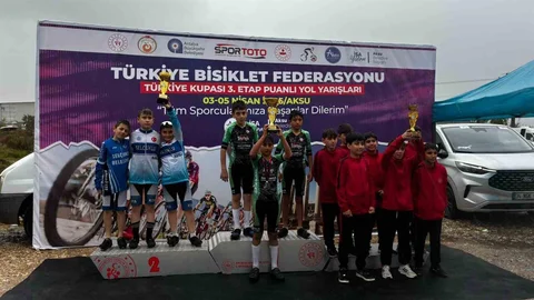 Akhisar Bisikletçilerin Başarısı