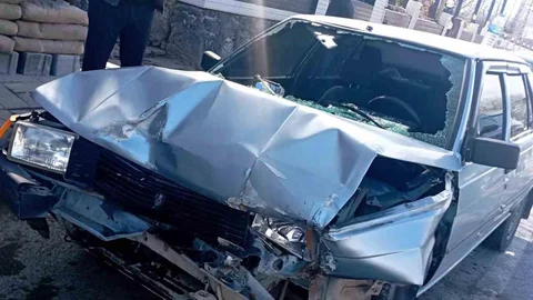 Van'da Trafik Kazası: 2 Yaralı