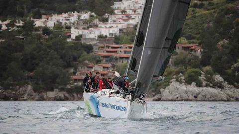 Yaşar Üniversitesi Yelken Takımı Üçüncü Şampiyonluğunu Kazandı
