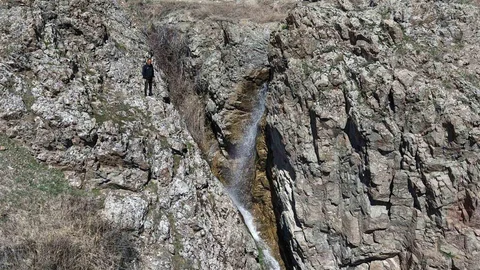 Elazığ'da 30 Yıllık Şelale Yeniden Canlandı