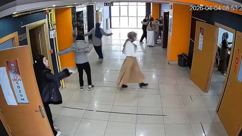 Van'da 5.2 Büyüklüğünde Deprem Korkusu