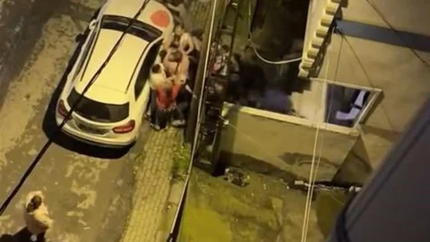 Avcılar'da Komşular Arasında Kavga Çıktı