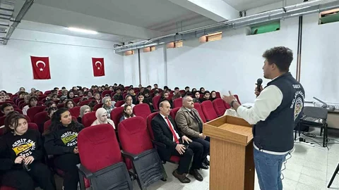 Afyonkarahisar'da Siber Suçlarla Mücadele Eğitimi
