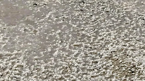 Batman'da Dolu Yağışı Etkili Oldu