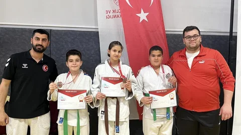 Yunusemreli Judocular Aydın'da Başarı Elde Etti