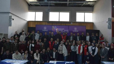 Gençler Erzurum'da Bilgi Yarışmasında Yarıştı