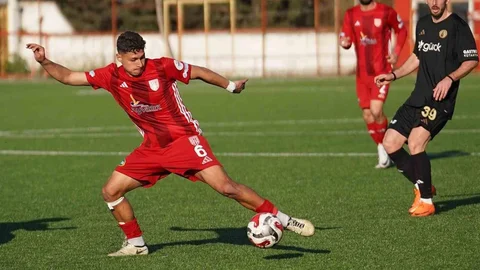 Ayvalıkgücü'nün Genç Yıldızı Dikkat Çekiyor
