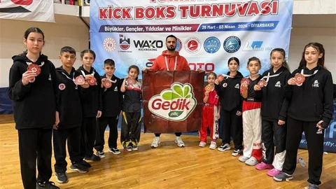 Uşak'tan Kickboks'ta Büyük Başarı