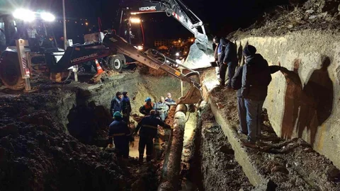 Hakkari'de Toprak Kayması Olayı