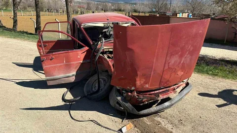 Kastamonu'da İki Araç Çarpıştı