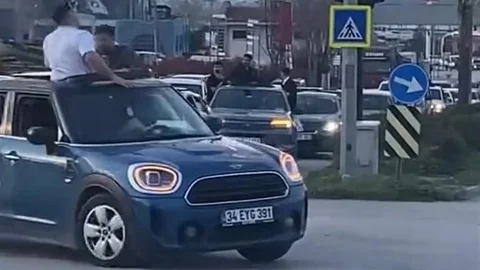 Bursa'da Düğün Konvoyu Tehlike Yarattı