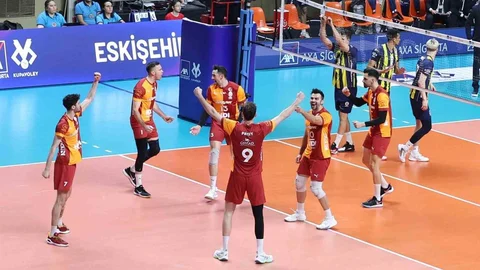 Ziraat Bankkart-Galatasaray Finalde Buluşuyor
