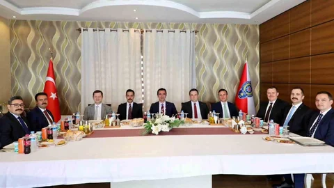 Bitlis'te Kaymakam Uzun'a Veda Töreni