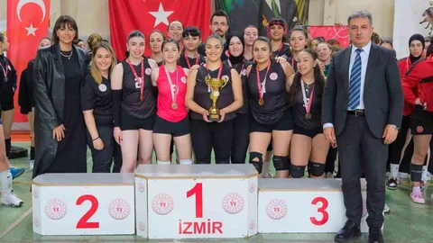 Bilecik'te Voleybol Takımı Şampiyon Oldu
