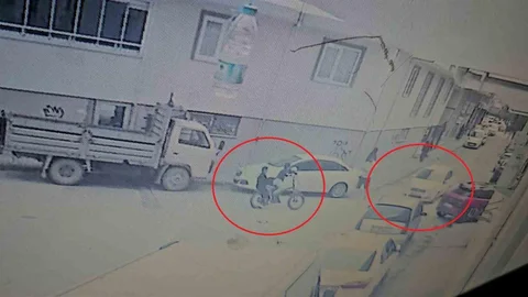 Bisikletli Çocuklar Otomobille Çarpıştı