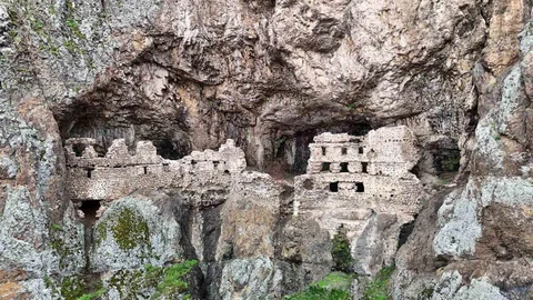 Alicin Manastırı'nın Doğal Güzellikleri