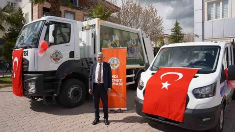 Kahta Belediyesi Araç Filosunu Güçlendiriyor