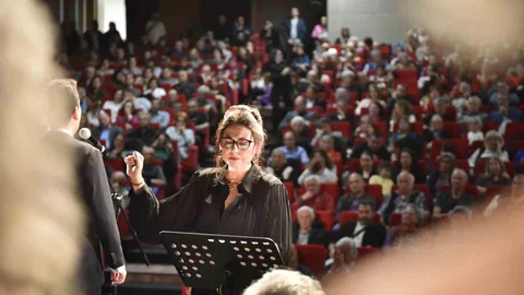 Kepez’de Unutulmaz Müzik Gecesi