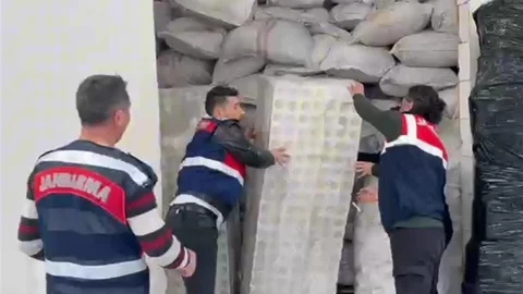 Antalya'da Kaçak Kozmetik Operasyonu