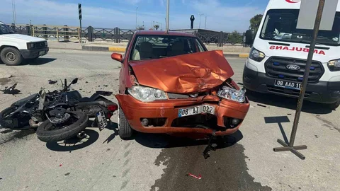 Arhavi'de Trafik Kazası: 1 Kişi Hayatını Kaybetti