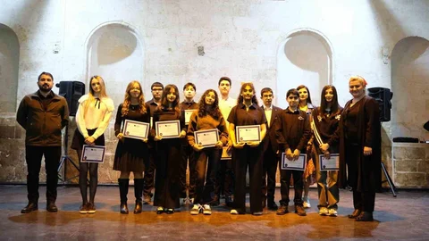 Minik Piyanistler Şanlıurfa'da Sahne Aldı