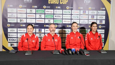 Aksaray'da Hentbol Maçı Heyecanı