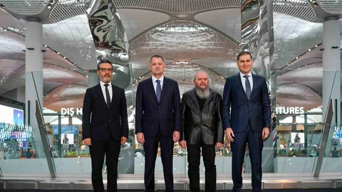 İGA İstanbul Havalimanı Sanat Eseri ile Büyülendi