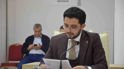 Bilecik'te Belediye Meclisi Gerilimli Toplantı