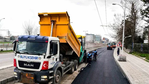 Malatya'da Yan Yollar Yenileniyor